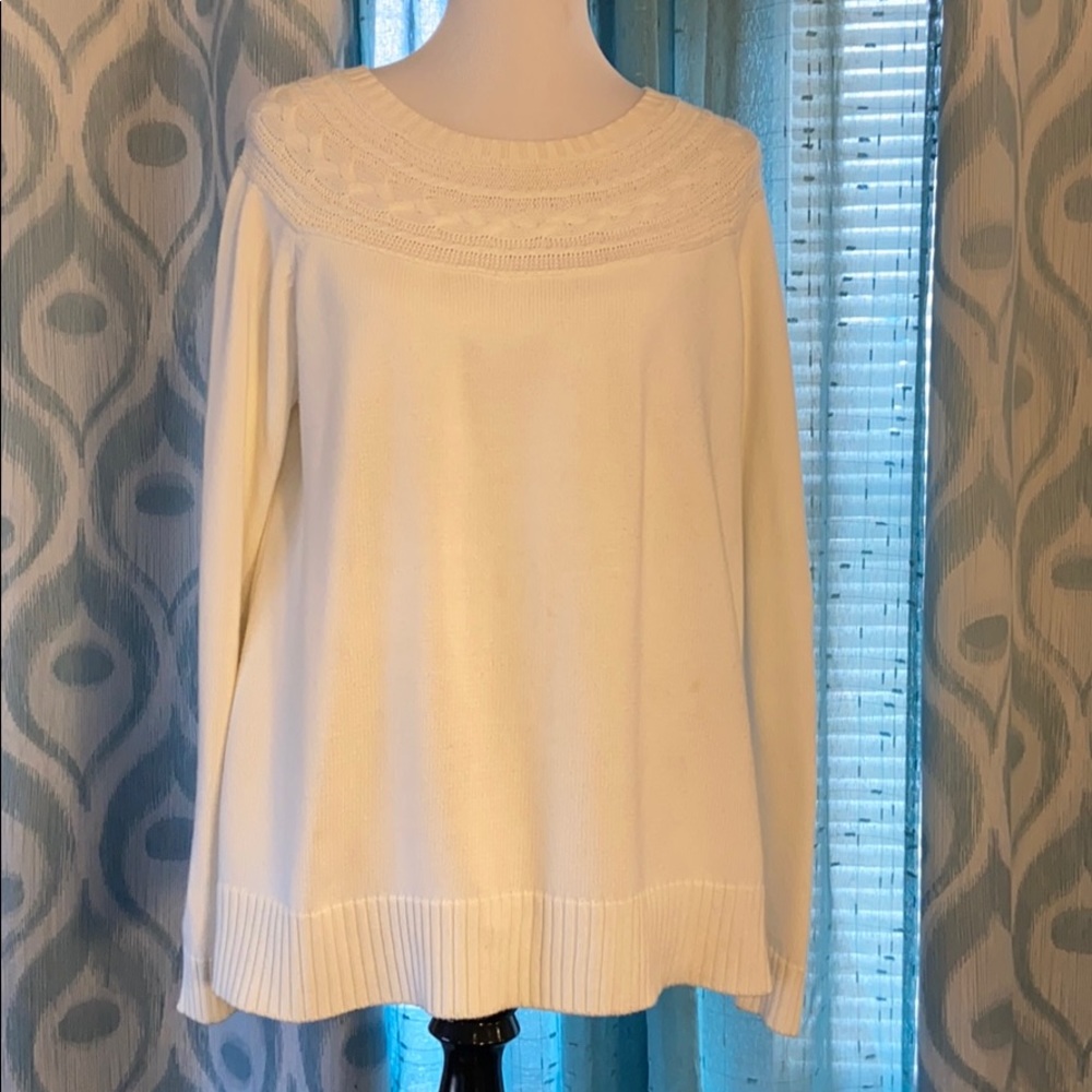 Daisy Feuntes Ivory braid weave sweater